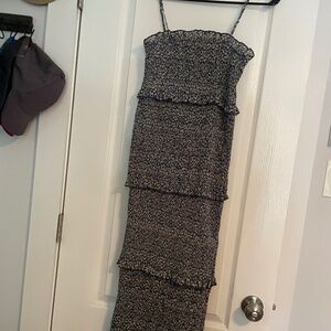 Maternity wedding guest dress